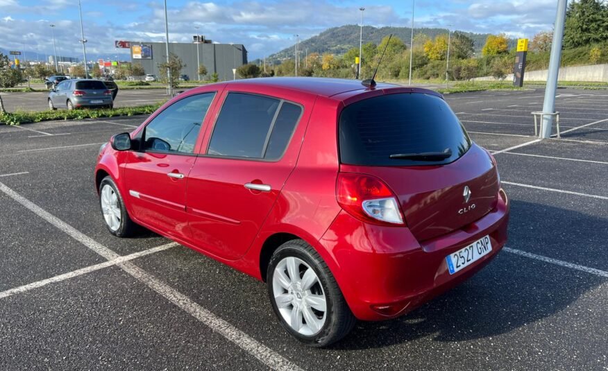 RENAULT CLIO 1.5 dci