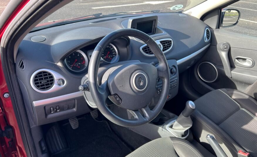 RENAULT CLIO 1.5 dci