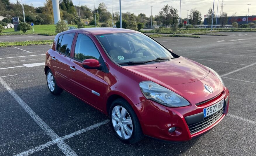 RENAULT CLIO 1.5 dci