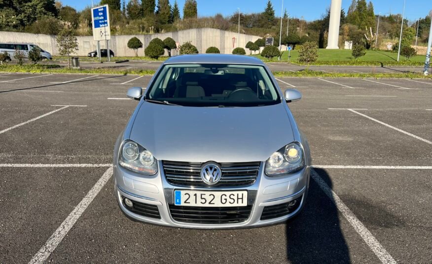 VOLKSWAGEN JETTA Higline 1.6 TDI