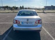 VOLKSWAGEN JETTA Higline 1.6 TDI