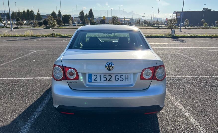 VOLKSWAGEN JETTA Higline 1.6 TDI