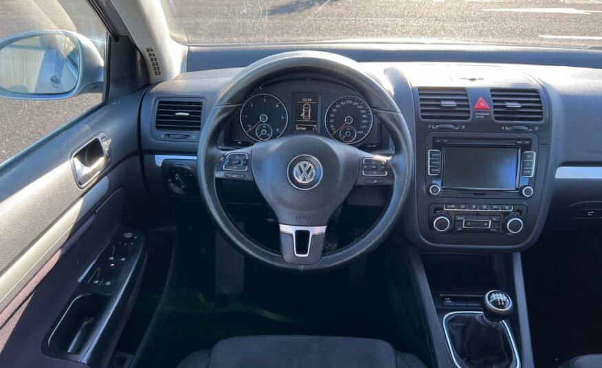 VOLKSWAGEN JETTA Higline 1.6 TDI