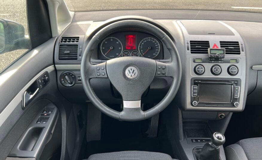 VOLKSWAGEN Touran 2.0 tdi