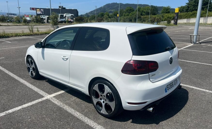 VOLKSWAGEN golf gti VI 2.0 gti