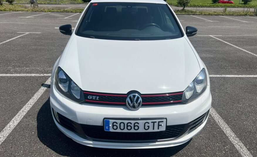 VOLKSWAGEN golf gti VI 2.0 gti