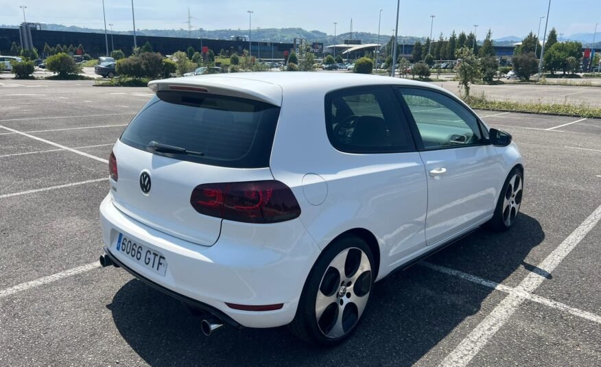 VOLKSWAGEN golf gti VI 2.0 gti