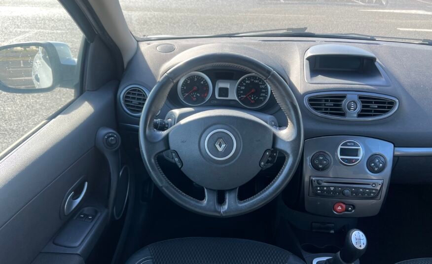RENAULT CLIO 1.5 dci