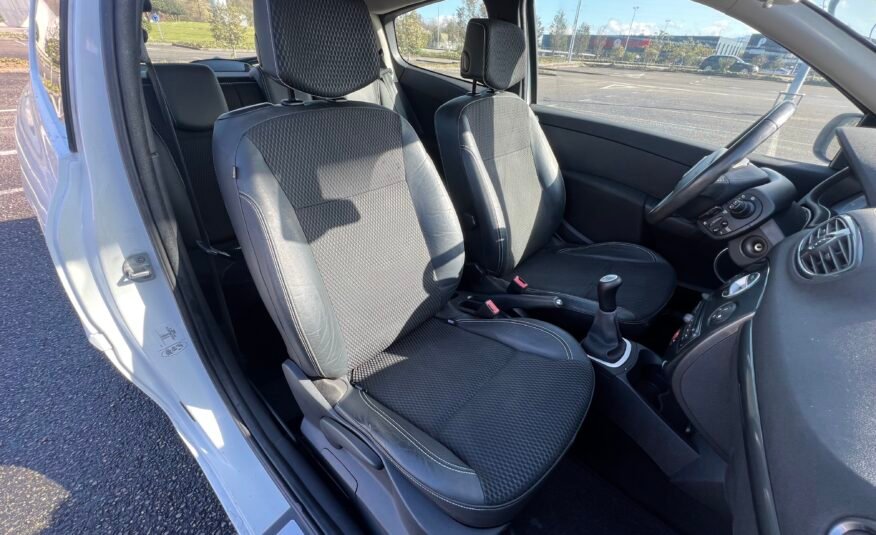 RENAULT CLIO 1.5 dci