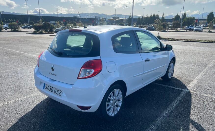 RENAULT CLIO 1.5 dci