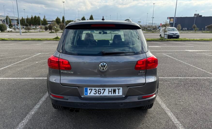 VOLKSWAGEN Tiguan 2.0 tdi