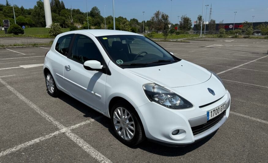 RENAULT CLIO 1.5 dci