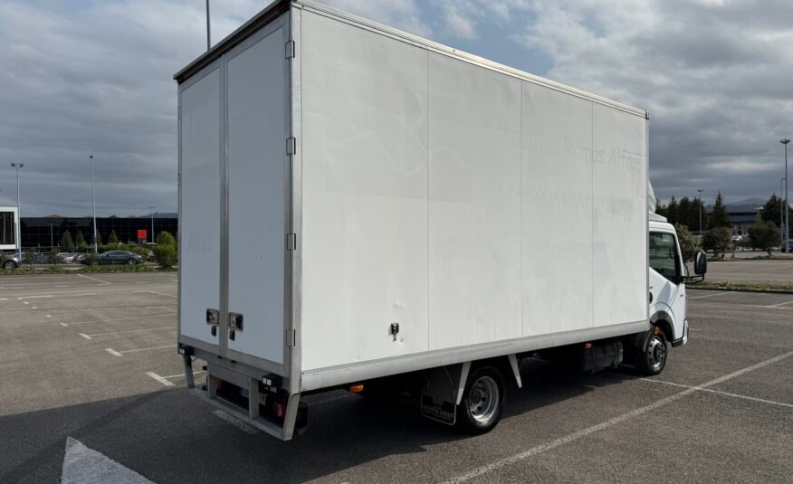 RENAULT maxity 2.9