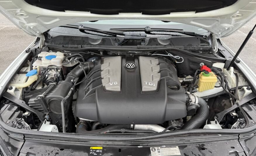 VOLKSWAGEN Touareg Rline 3.0 V6 TDI