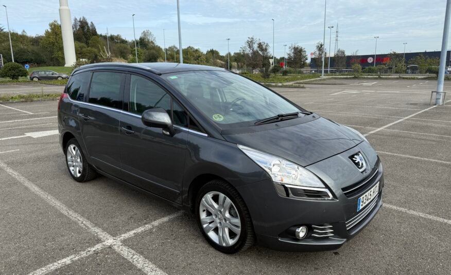 PEUGEOT 5008 1.6 hdi
