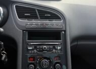 PEUGEOT 5008 1.6 hdi