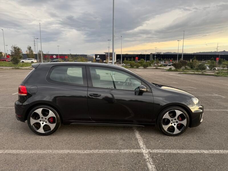 VOLKSWAGEN golf gti VI 2.0 tsi