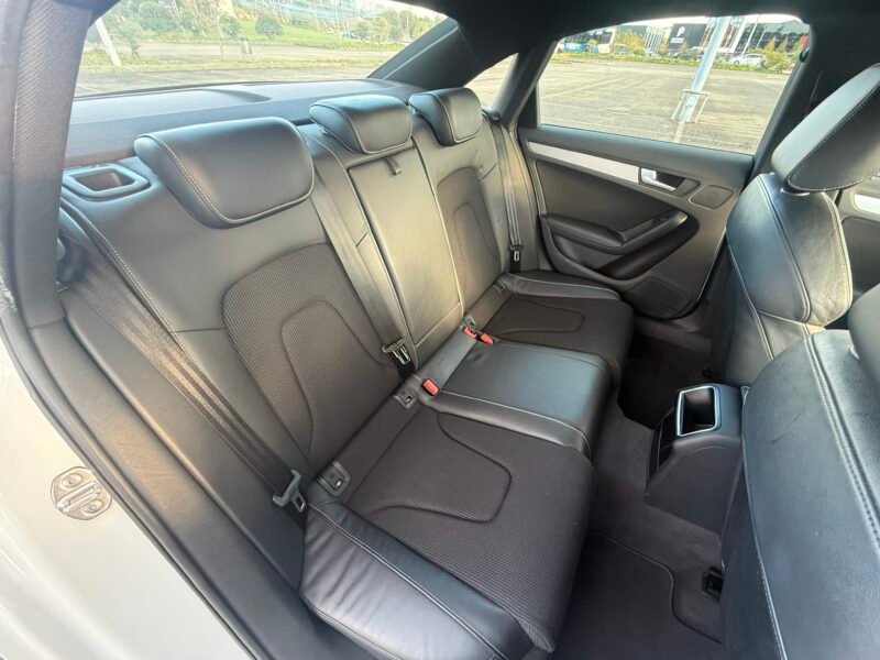 AUDI A4 Sline 2.0 tdi