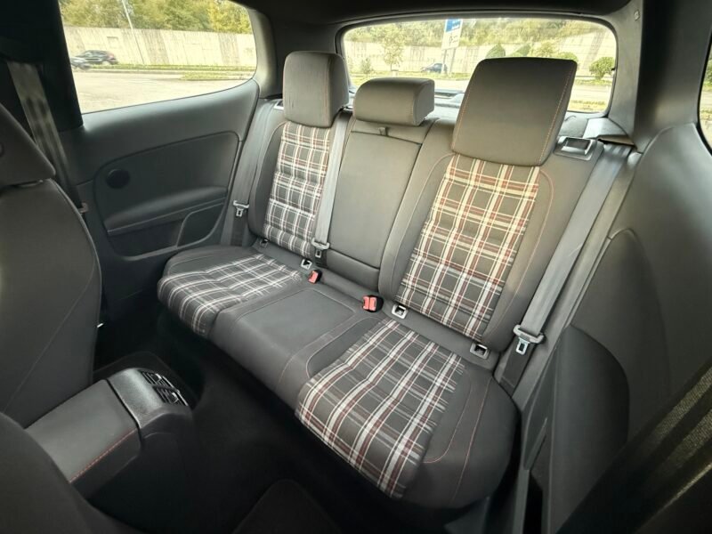 VOLKSWAGEN Golf gti VI 2.0 tsi