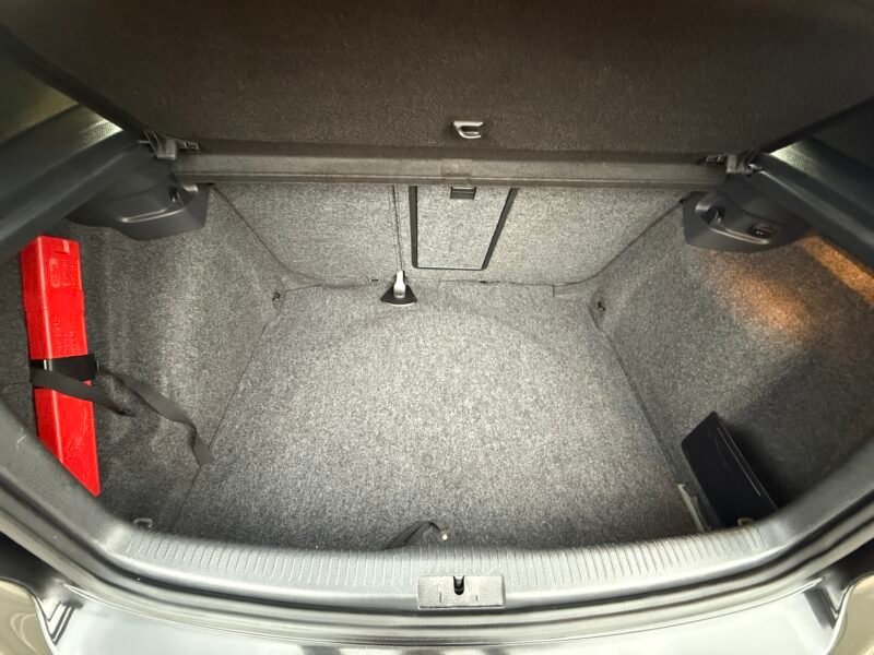 VOLKSWAGEN Golf gti VI 2.0 tsi