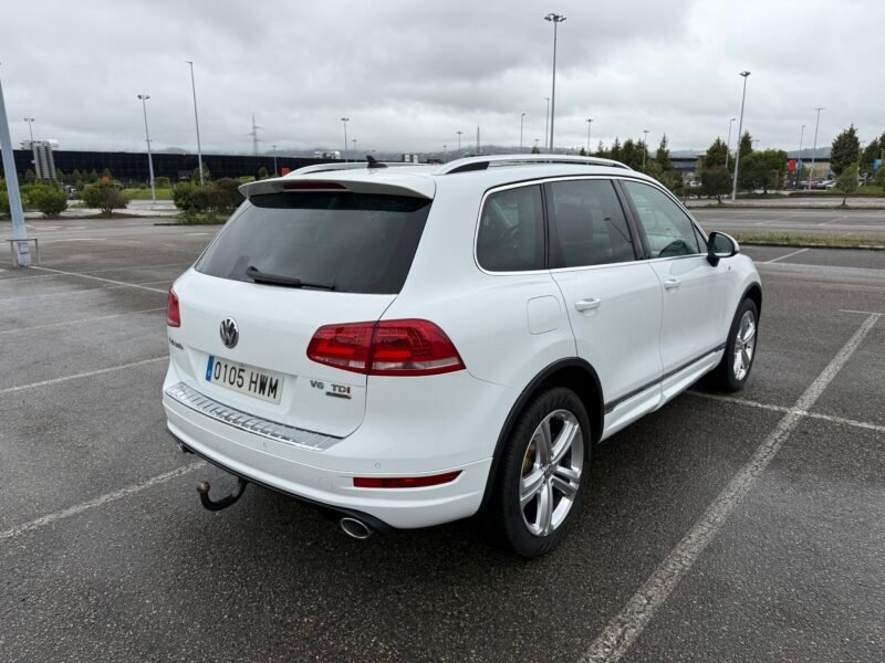 VOLKSWAGEN Touareg Rline 3.0 V6 TDI