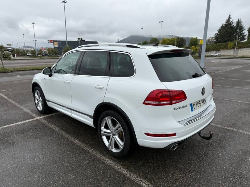 VOLKSWAGEN Touareg Rline 3.0 V6 TDI