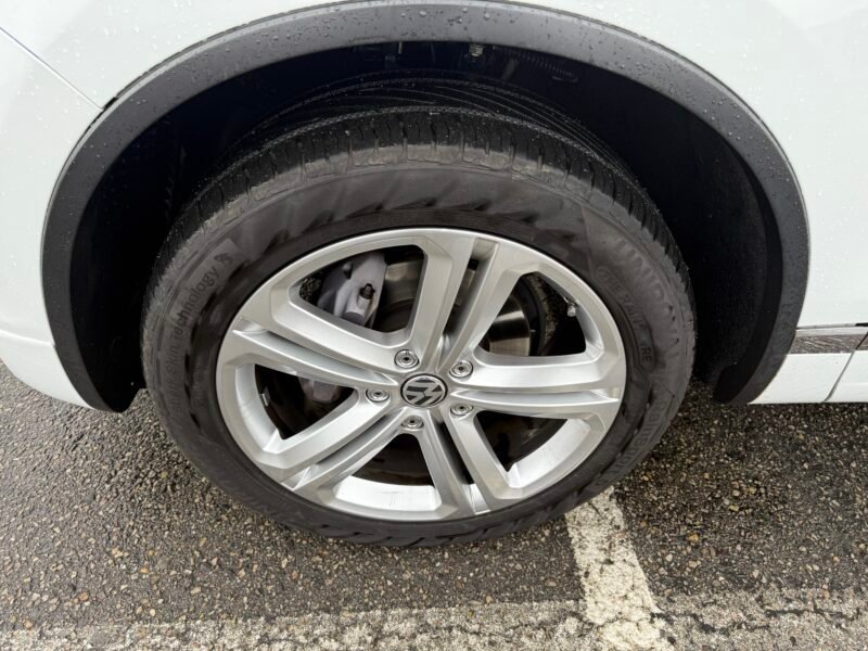 VOLKSWAGEN Touareg Rline 3.0 V6 TDI