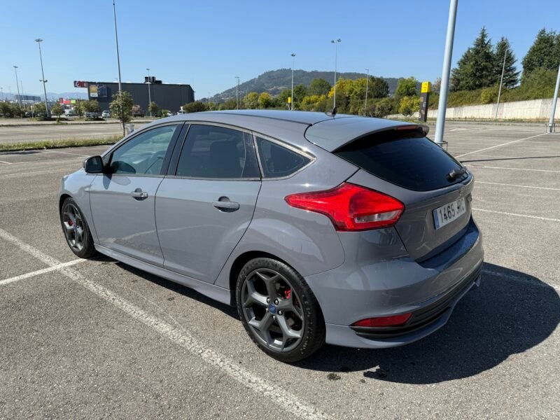 FORD FOCUS st 2.0 TDCi