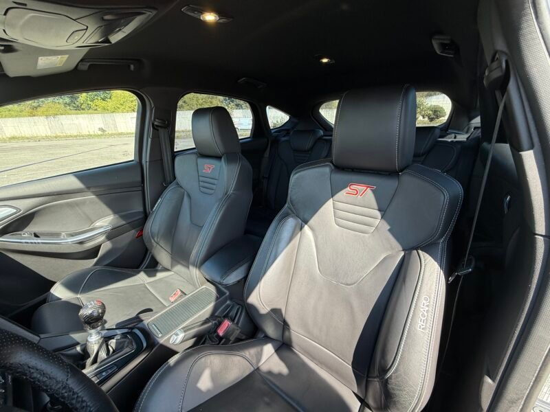 FORD FOCUS st 2.0 TDCi