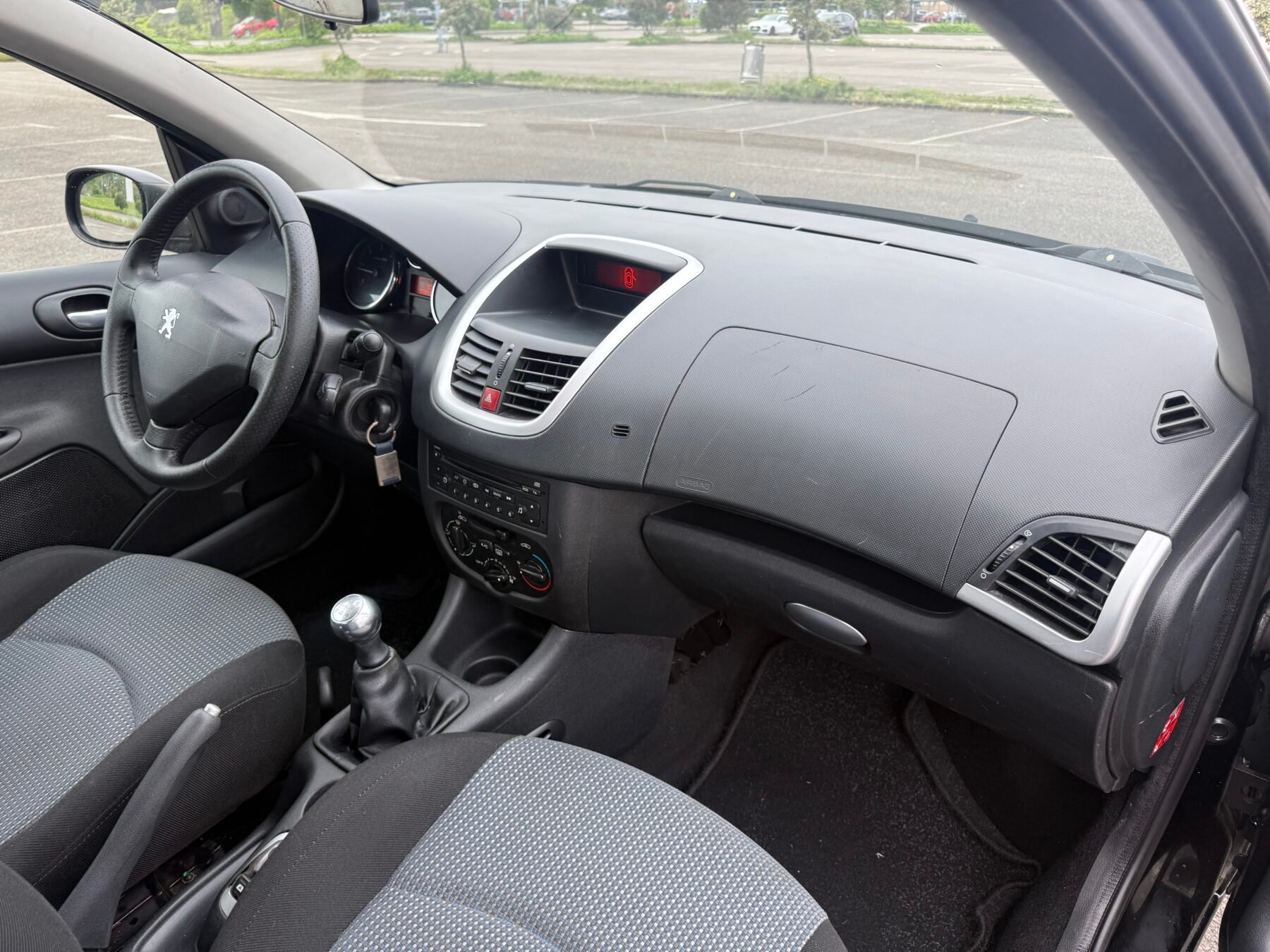 PEUGEOT 206 plus 1.4 hdi