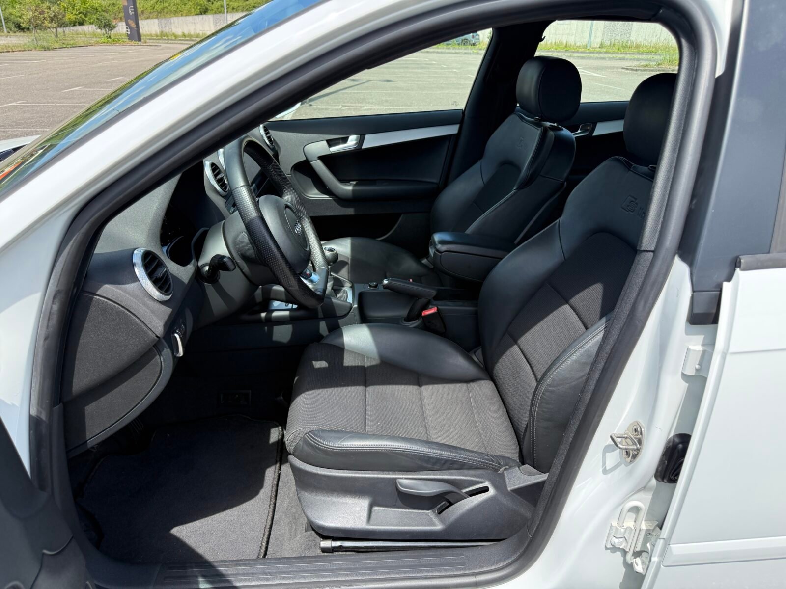 AUDI A3 S line 2.0 TDI