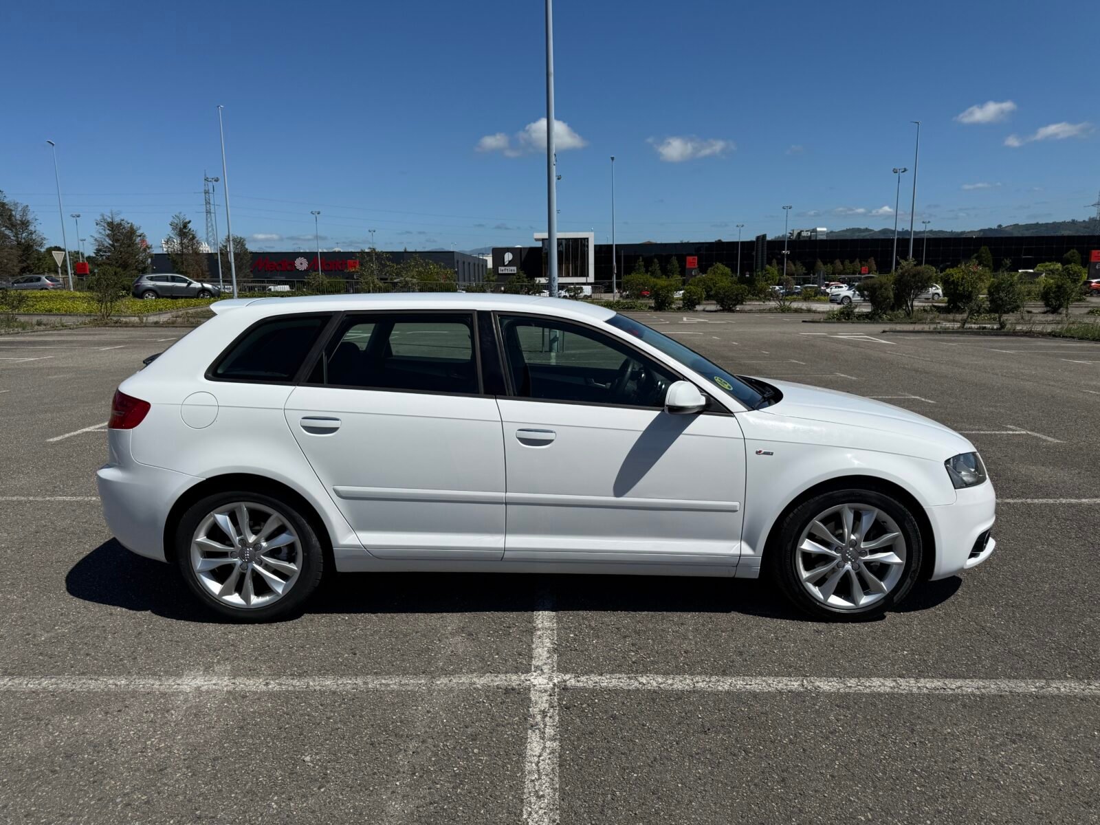 AUDI A3 S line 2.0 TDI