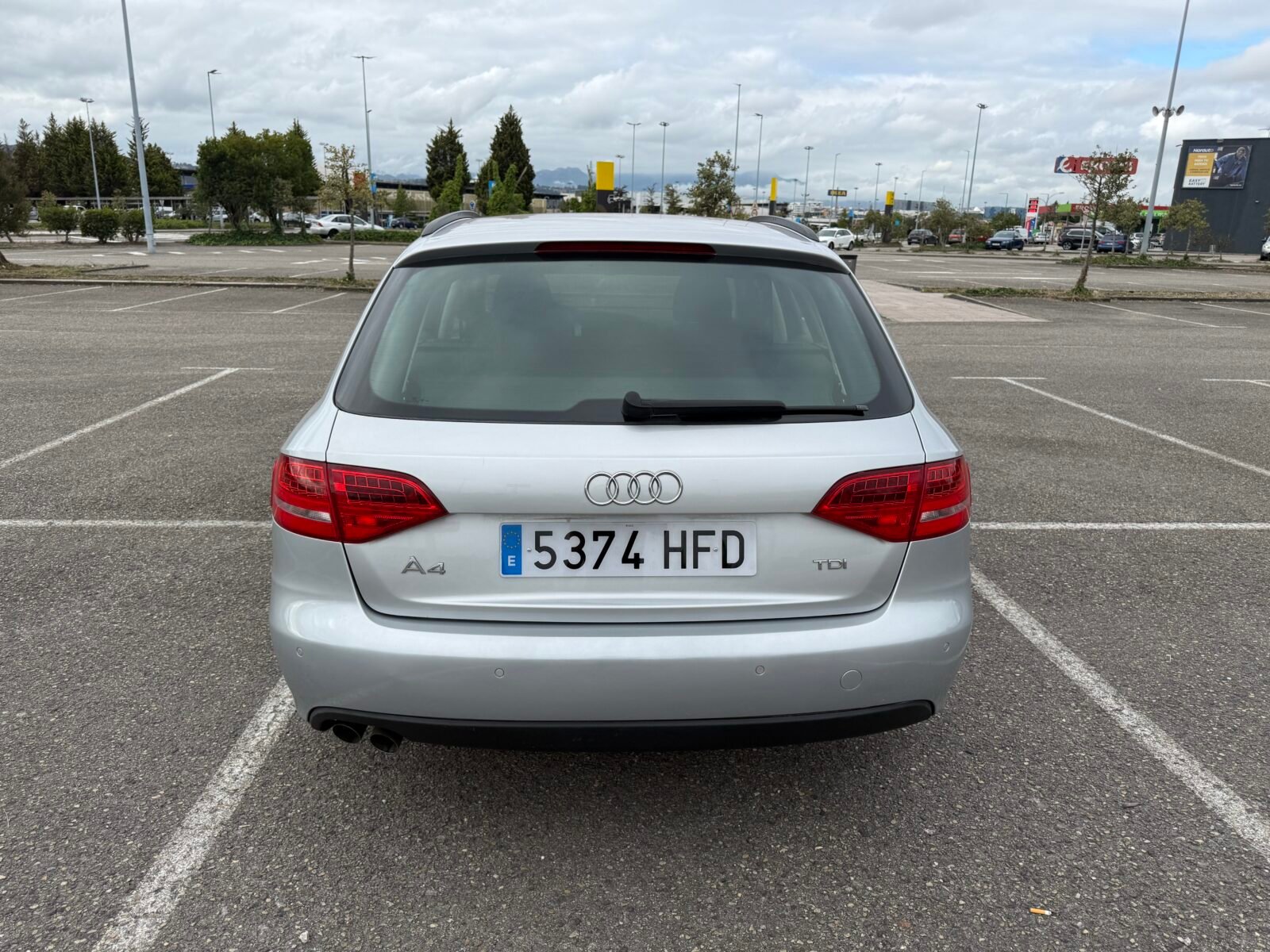 AUDI A4 2.0 TDI 