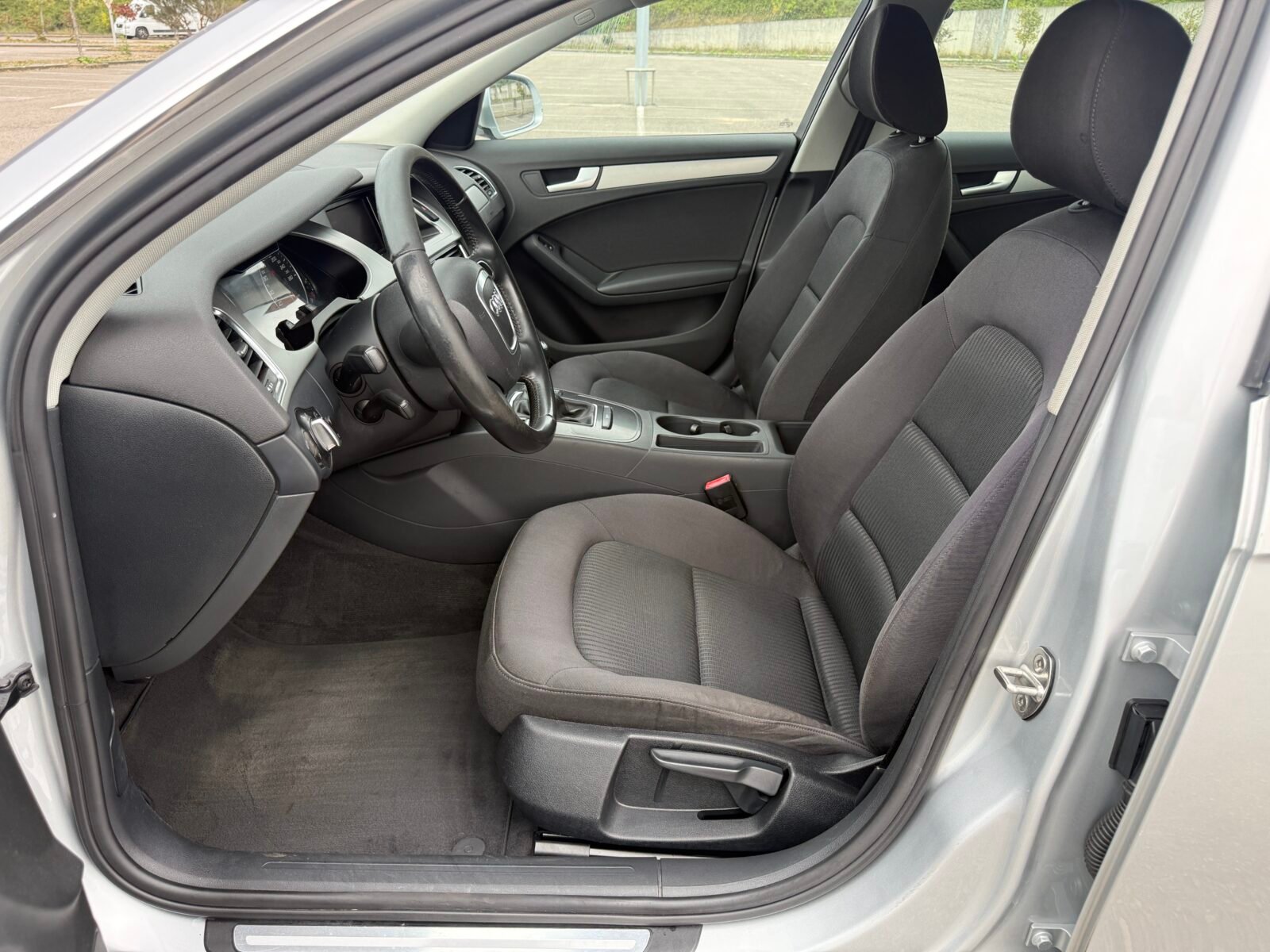 AUDI A4 2.0 TDI 