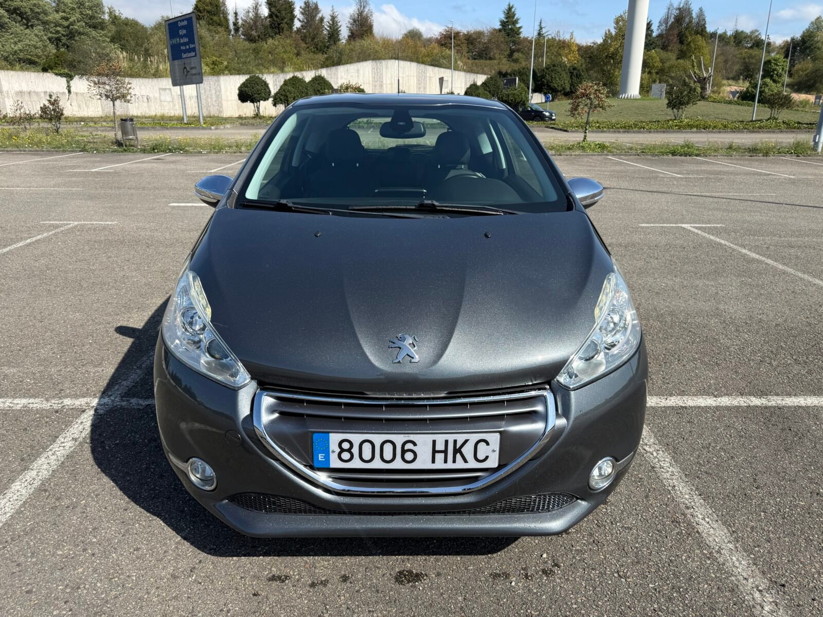 PEUGEOT 208 1.6 HDI Allure