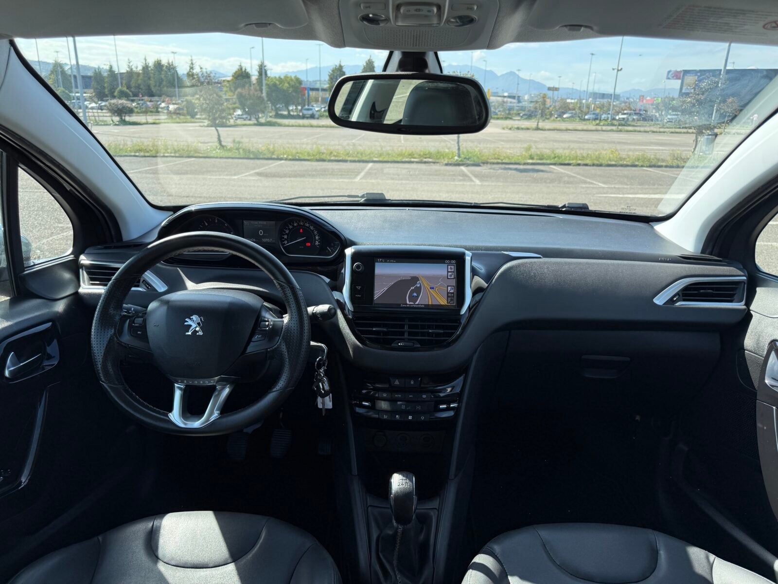 PEUGEOT 208 1.6 HDI Allure
