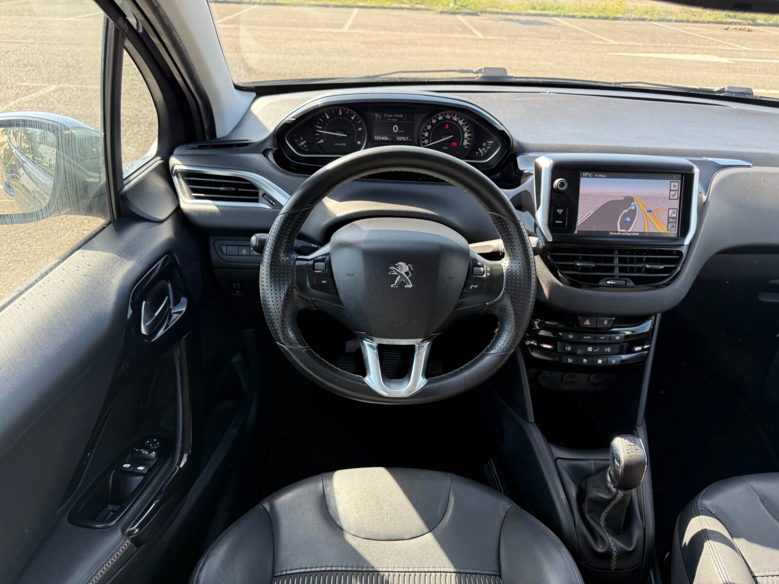 PEUGEOT 208 1.6 HDI Allure