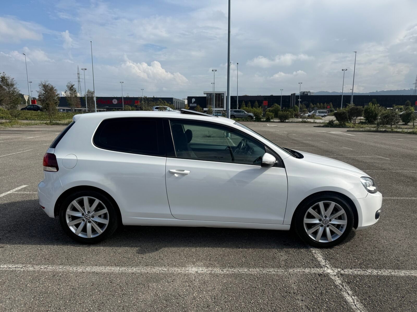 VOLKSWAGEN Golf 2.0 TDI Sport 