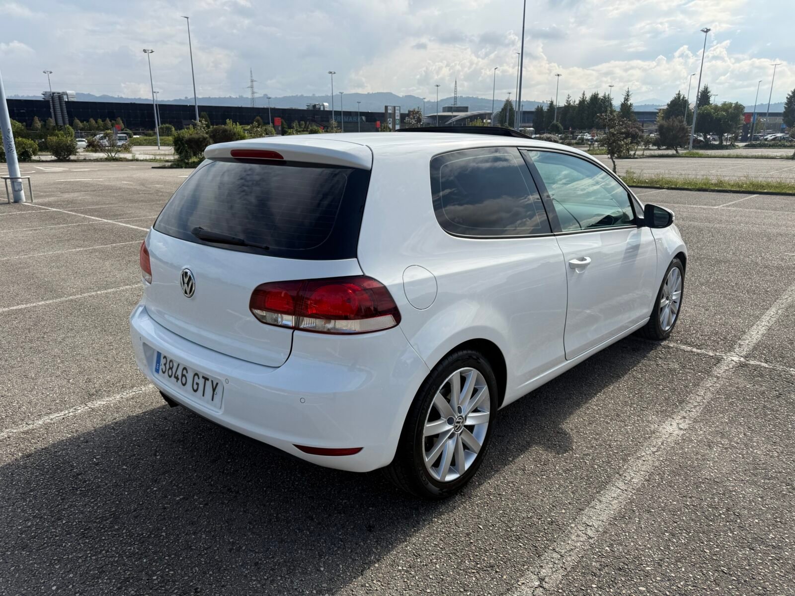 VOLKSWAGEN Golf 2.0 TDI Sport 