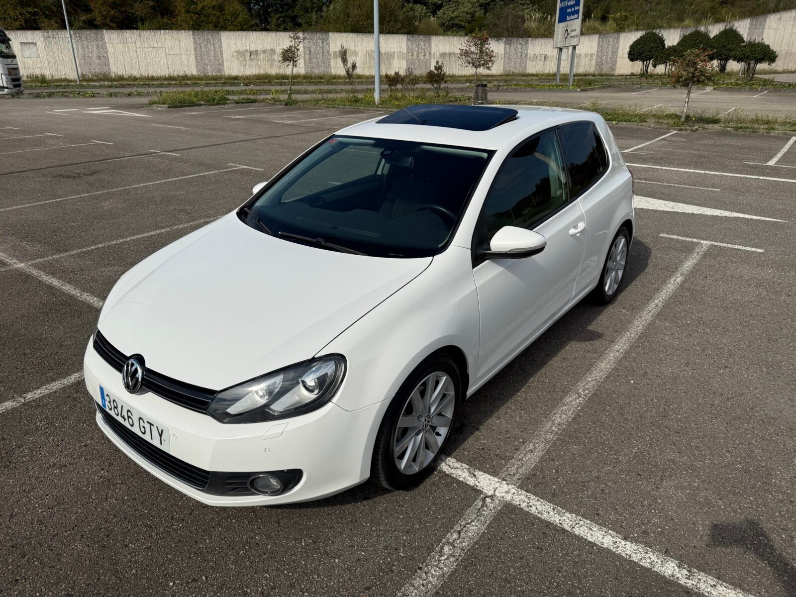 VOLKSWAGEN Golf 2.0 TDI Sport 