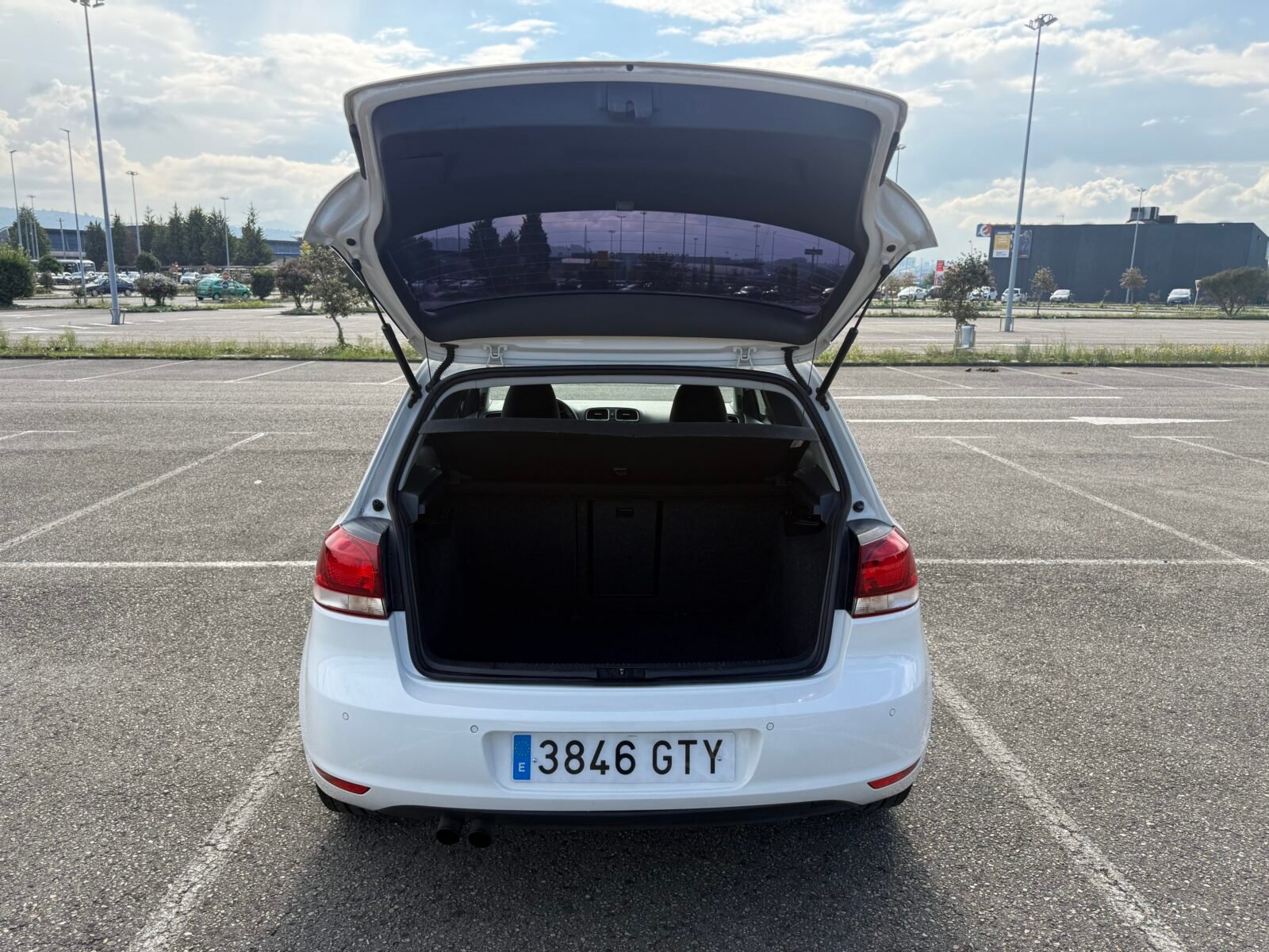 VOLKSWAGEN Golf 2.0 TDI Sport 