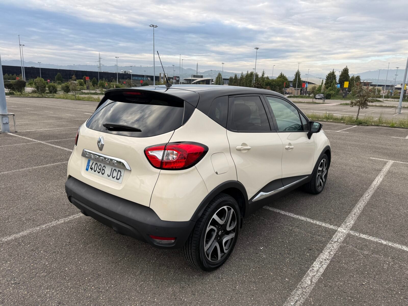 RENAULT Captur 1.5 dCI 